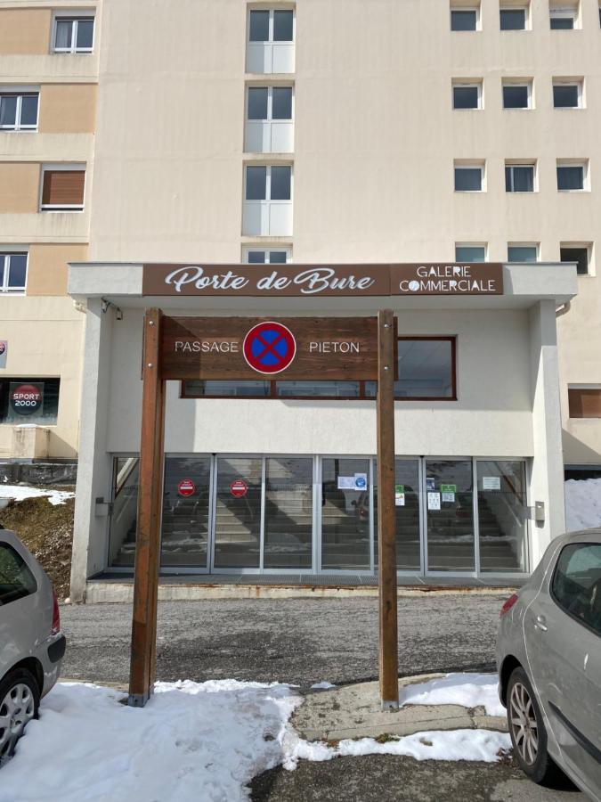 Saint-Étienne-en-Dévoluy Red & Green Studio מראה חיצוני תמונה